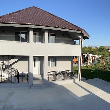 Vila Palade Корбу Екстериор снимка