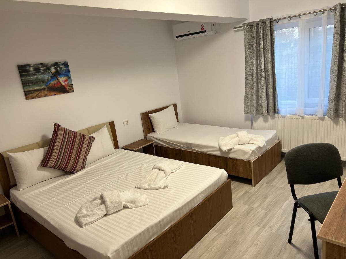 Vila Palade Корбу Екстериор снимка